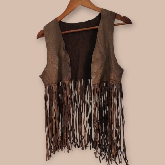 Women's Brown Faux Leather Western Cowboy Cowgirl Vest With Fringe Festival - Picture 2 of 8